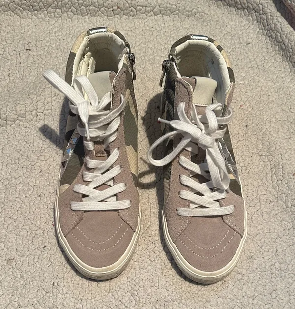Steve Madden High Top Sneakers - Image 2