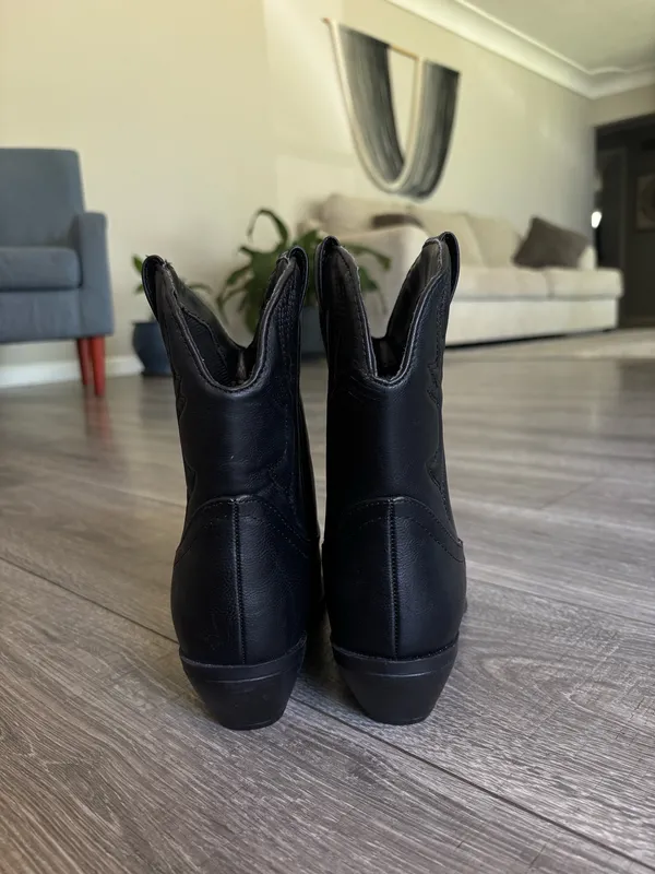 Soda Black Ankle Cowgirl Boots - Image 3