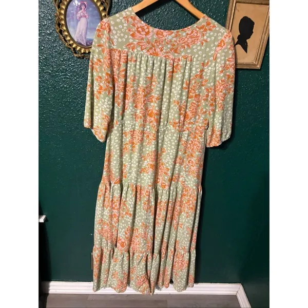 ABEL THE LABEL Dress Wild Bloom Boho Maxi Green V Neck Size Medium Floral Cottag - Image 5