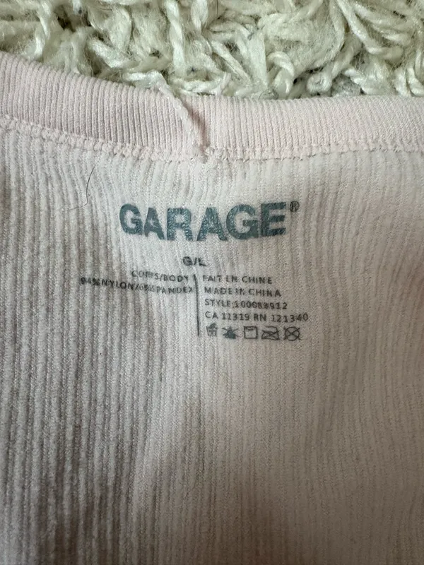 Garage Scoop Neck Crop Top - Image 3