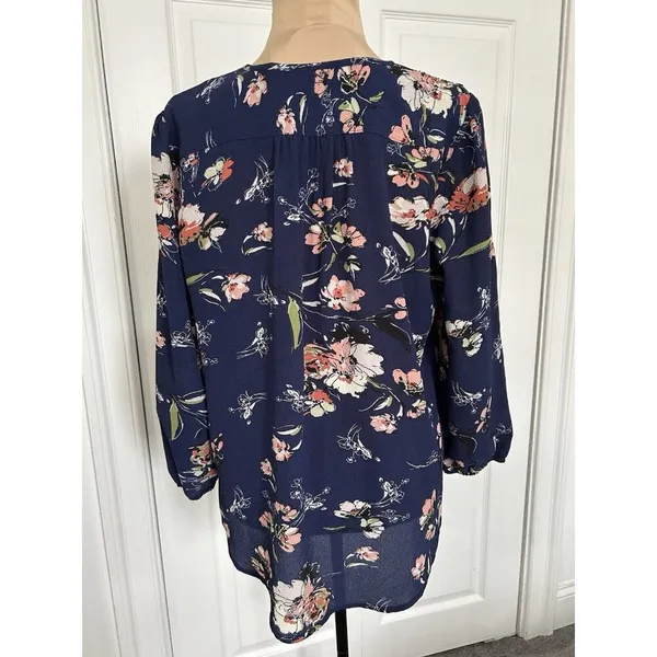 Fun2Fun Navy Blue Floral Boho Kenmore Split Neck Stretch Blouse Size S - Image 4