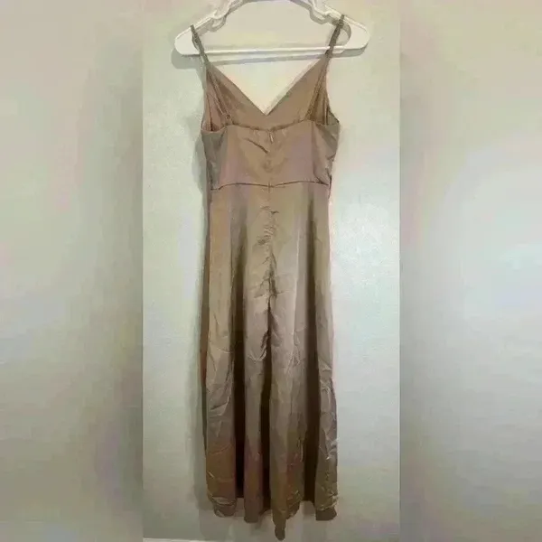 Showpo. NWT Women’s TREASURING‎ YOU WRAP MIDI DRESS IN MOCHA SATIN Size 8 - Image 8