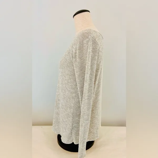 Abercrombie & Fitch Beige Long Sleeve Split Black Top size Small - Image 13