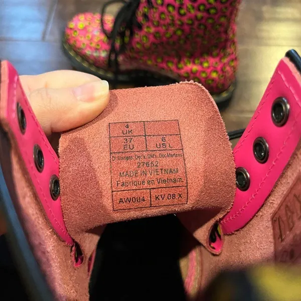 Dr Martens 1460 Leopard Smooth Leather Lace Up Boots Hot Pink NWT - Image 7
