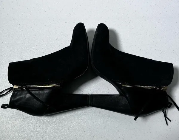 Mossimo Black Faux Leather and Suede Ankle Booties - Image 7
