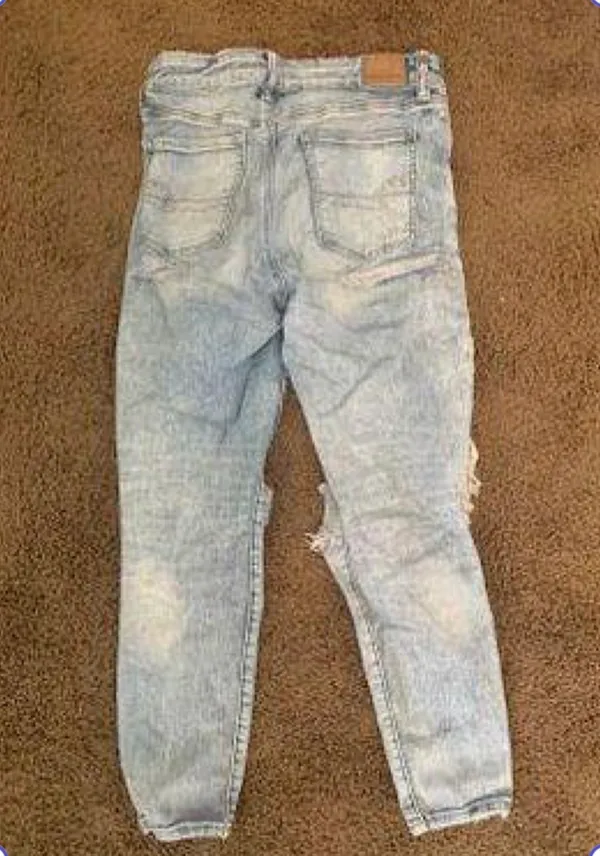 H&M Ripped Jeans - Image 3