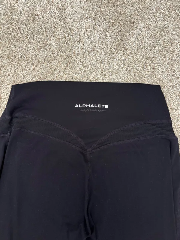 Alphalete leggings (S) - Image 2