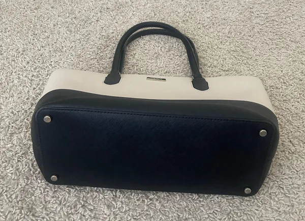 Black And White Leather Purse - Image 3