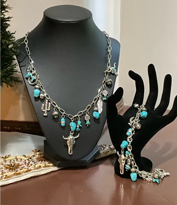 Southwestern turquoise and silver necklace and bracelet set - Image 2