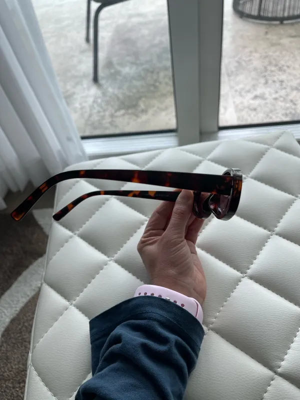 Amazon Oval Sunglasses - Image 6
