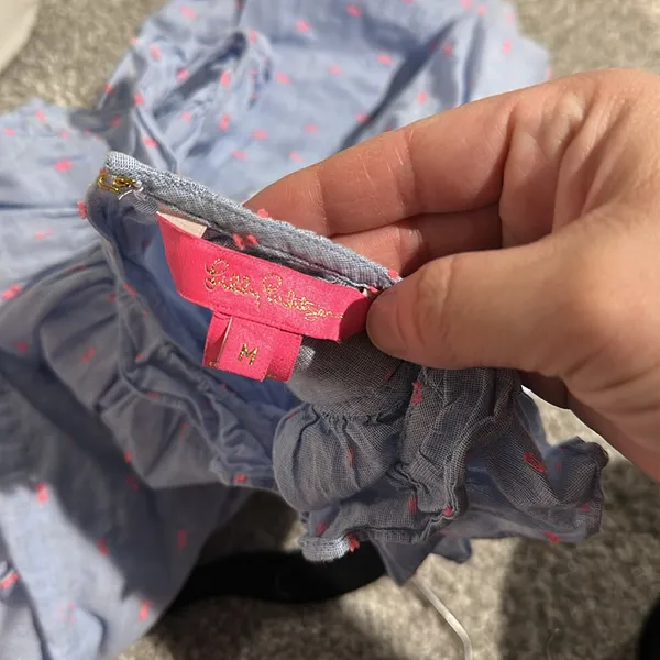 Lilly Pulitzer‎ Kristin Top Bluebell Chambray Neon Pink Clip size M - Image 2