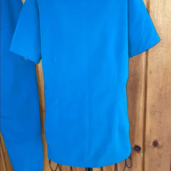 Blue Scrub Set with Jogger Pants blue fig scrubs size small/XS Zamora/caterina - Image 13