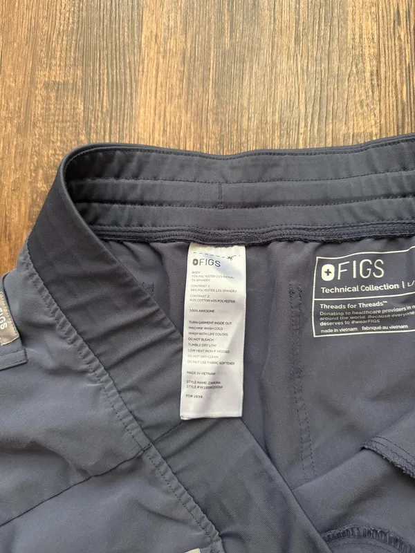 FIGS Women’s Space Navy Blue Zamora Jogger Scrub Pants - Size L Petite Nursecore - Image 4