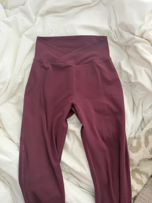 Alphalete Leggings - Image 2