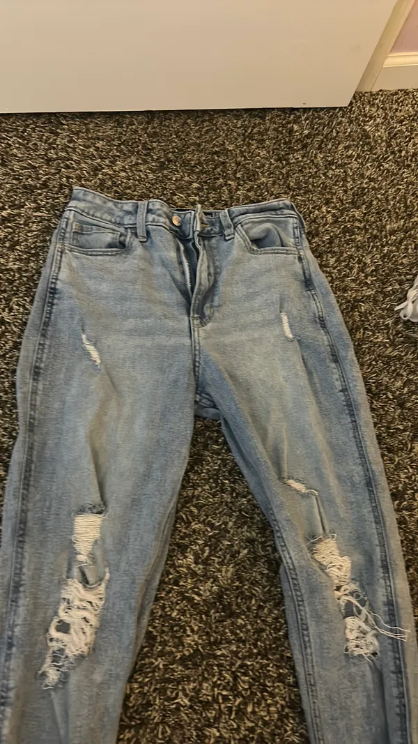 Hollister Jeans - Image 3