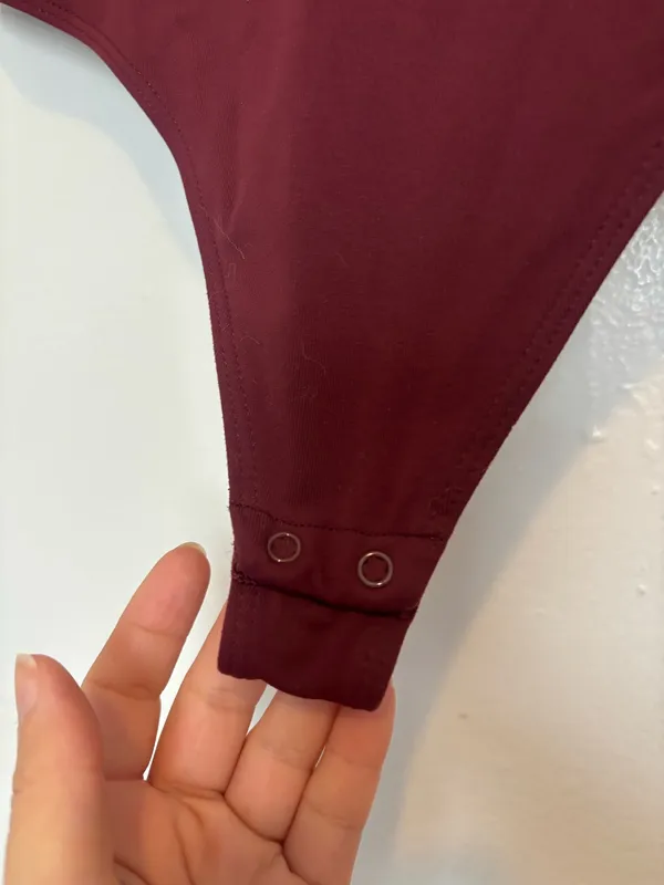 Aritzia Babaton Babaton Contour MockNeck Longsleeve Bodysuit Small in Grapevine - Image 5