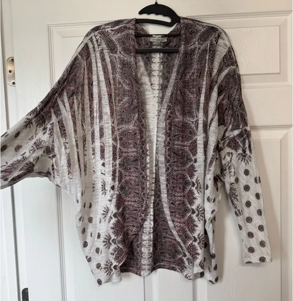 Charlotte Russe Cardigan Sweater Long Sleeve Boho Pattern Size Medium - Image 2