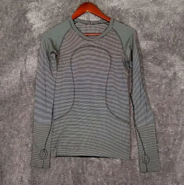 Lululemon swiftly Tech long sleeve running gorepcore gym outdoor size 6 - Image 2
