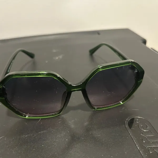 Green Sunglasses - Image 7