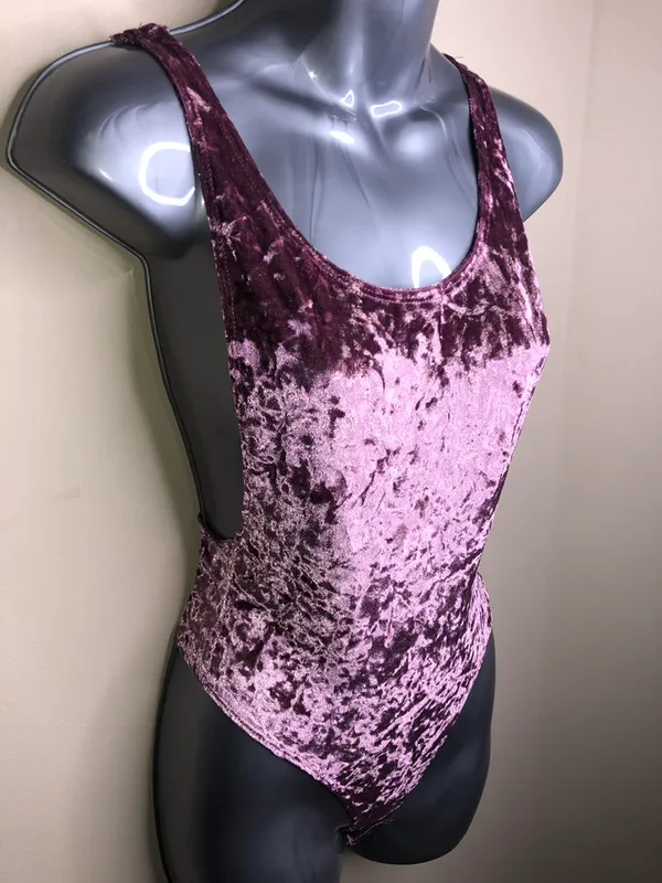 Romwe Crushed Velvet Bodysuit - Image 3