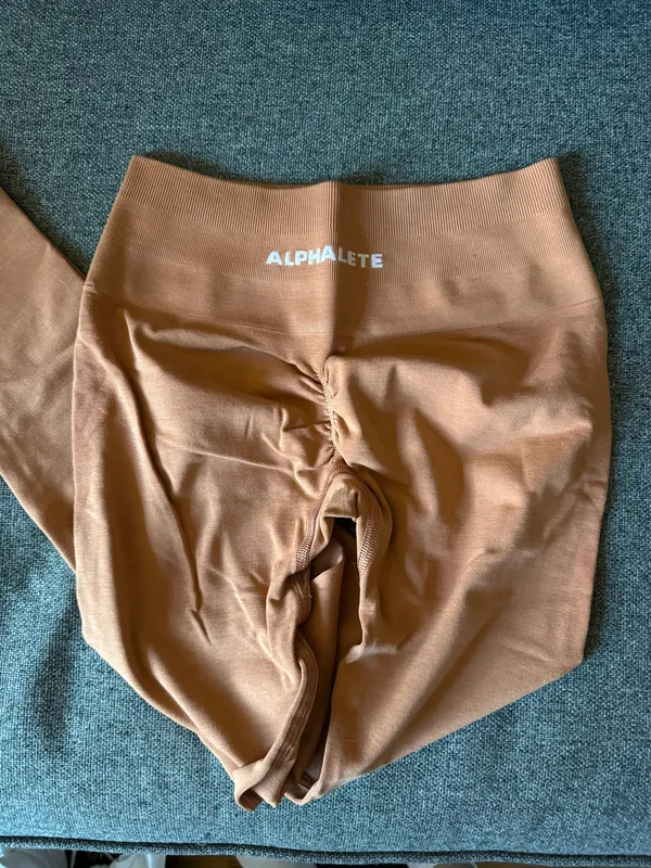 Alphalete Amplify Leggings - Image 2