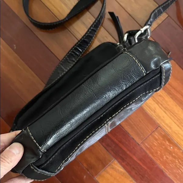 Fossil Black Canvas Leather Purse Bag Silver Hardware Key 10x11 Long Strap Y2K - Image 9