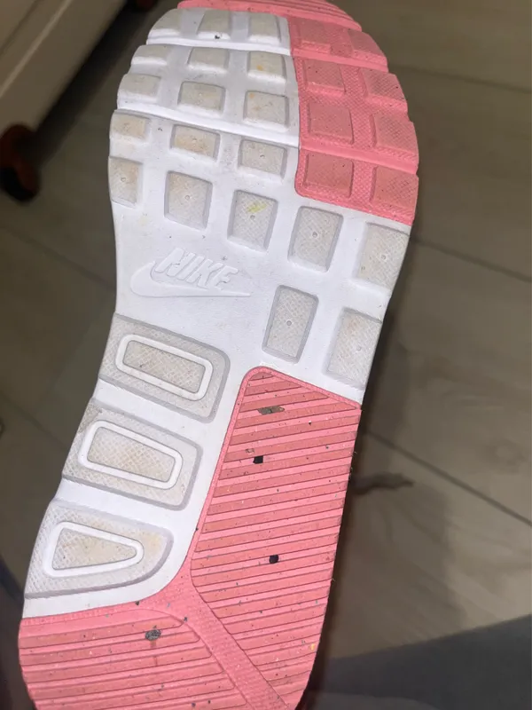 Pink Nike Air Max Women’s 7 - Image 3
