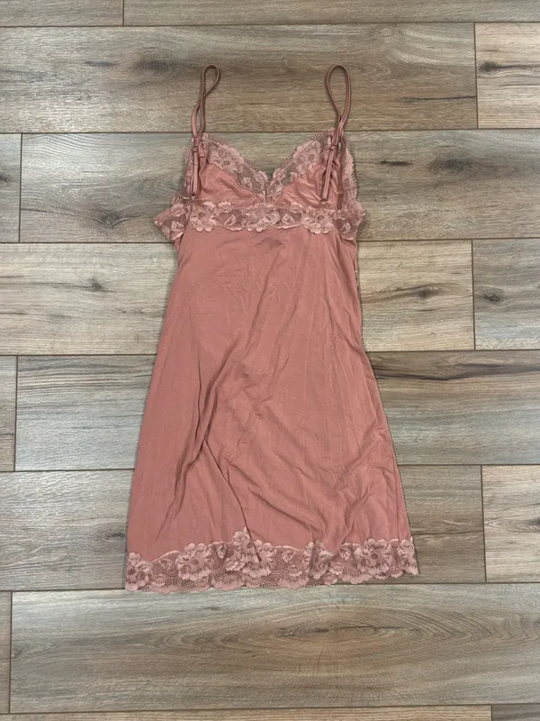 VICTORIA’S SECRET Salmon Pink Lace Trim Cut-out Slip Dress | Size Medium - Image 4