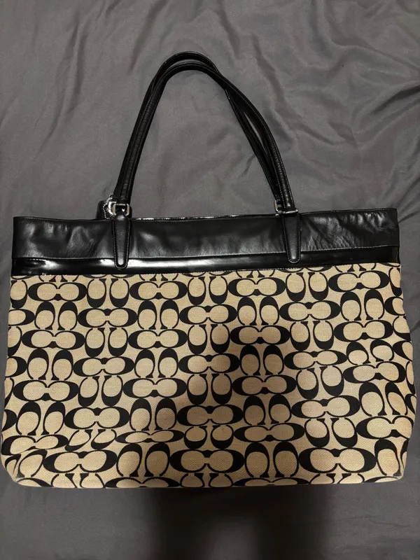 Coach purse  - Image 4