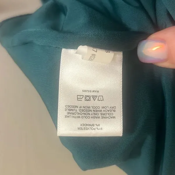 ✨EXPRESS Green Body Contour Double Layer Empire V Neck Sz XS Bodysuit✨ - Image 9