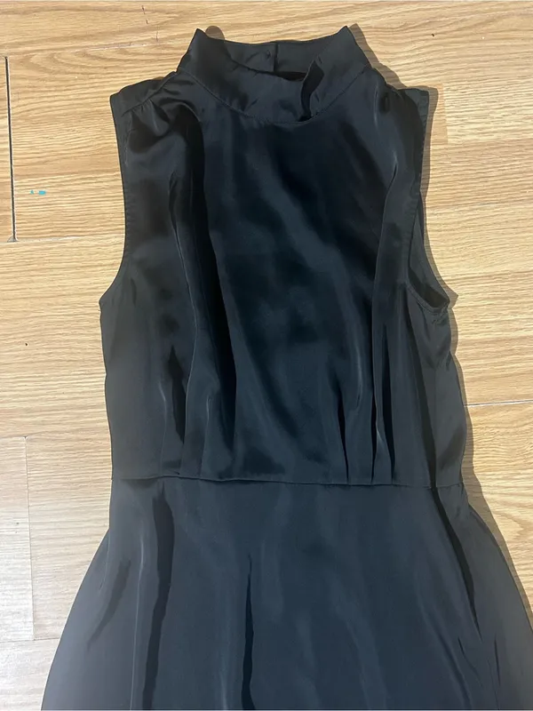 Btfbm Sleek Black Sleeveless Satiny Dress keyhole button closure ladies Med - Image 9