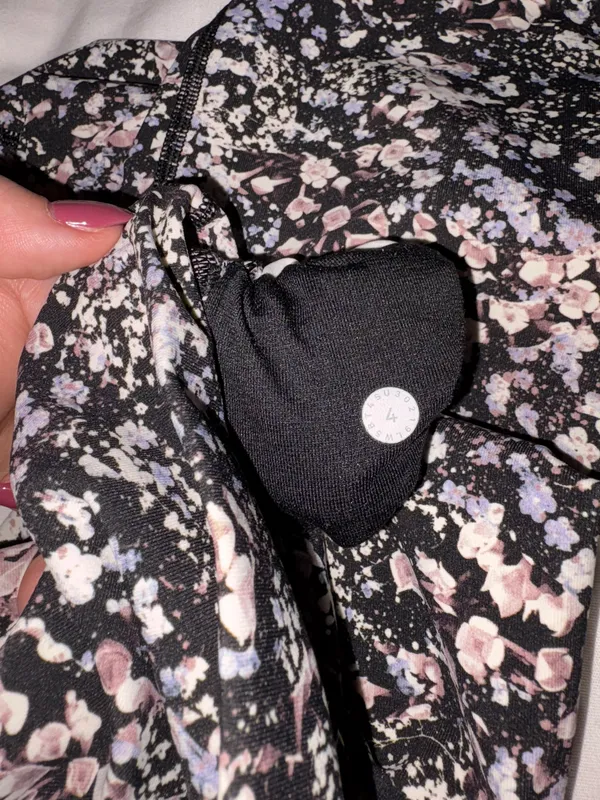 Lululemon Leggings - Image 3