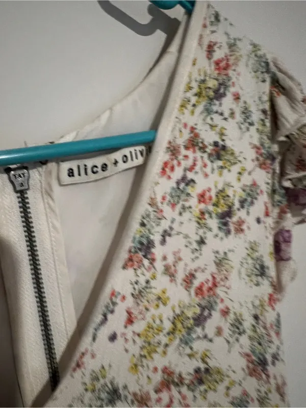 Alice‎ + Olivia Mariska Floral Romper Dress - Image 11