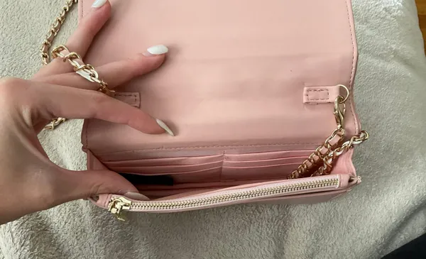 Clutch - Image 4