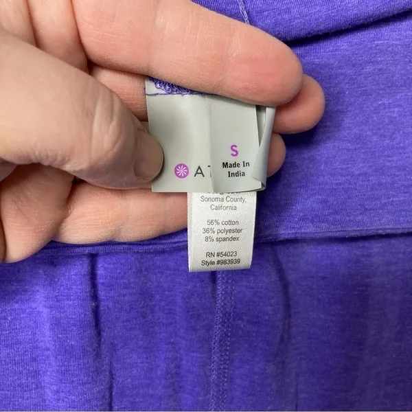 Athleta mix & mingle mini skirt iris purple‎ size small - Image 4