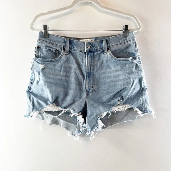 Abercrombie & Fitch The 4" Curve Love High Rise Denim Mom Shorts Blue 30 / 10 - Image 2
