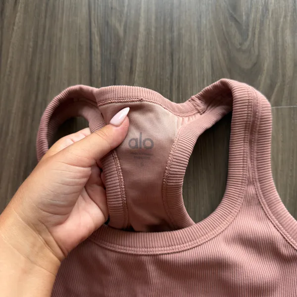 Alo Yoga Tank Top - Image 3
