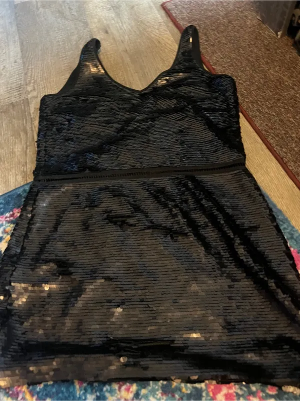 Andrew Marc black full sequin mini dress s/m - Image 9