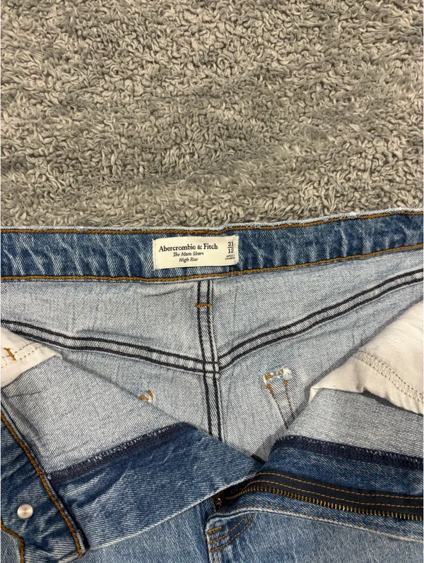 Abercrombie High-Rise Jean Shorts - Image 3