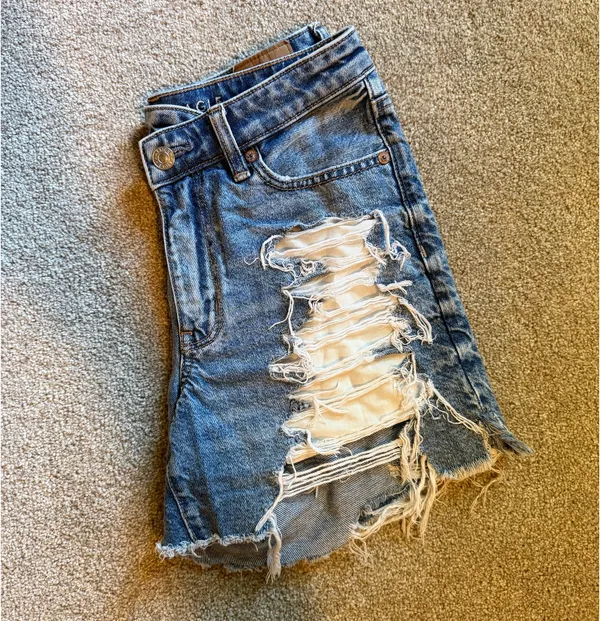 American Eagle Highest Rise Baggy Distressed Shorts - Image 6