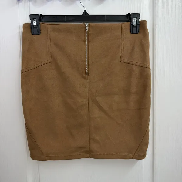 Charlotte Russe tan‎ faux suede pencil zip mini skirt business casual neutral L - Image 4