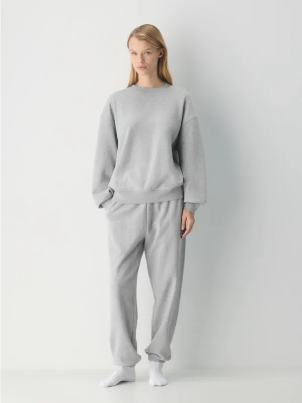 Aritzia TNA Crewneck Sweatshirt in Light Gray Sweatfleece CozyFleece Perfect Fit - Image 2