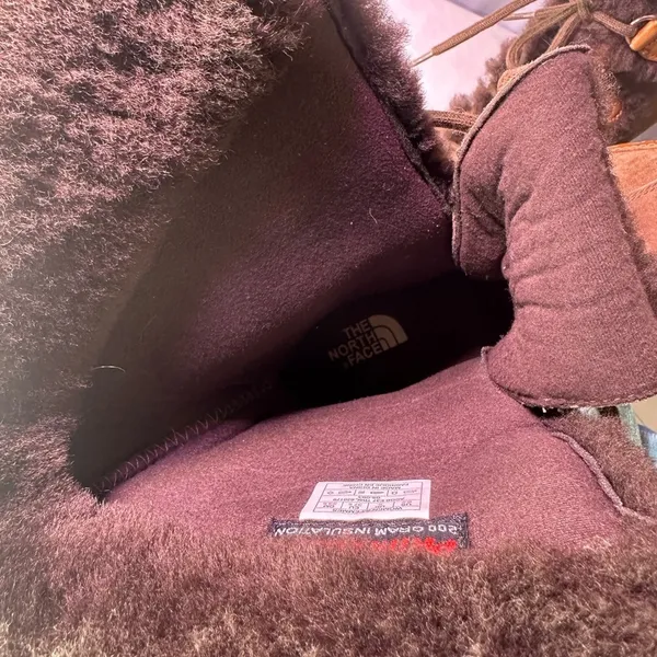The North Face Dark Brown Fur-Lined Winter Boots - Image 14