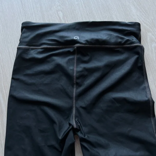 GAP Fit Moto Leggings Womens Medium 7/8 High Rise Black - Image 10
