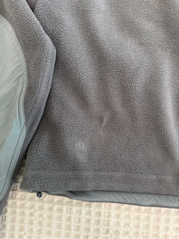 Lululemon Fleece + Ripstop Hiking Pullover
Dark Forest‎ / Medium Forest size 4 - Image 5