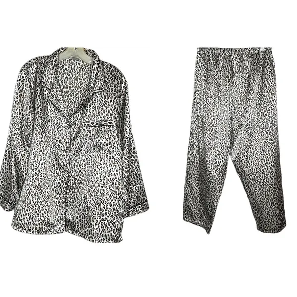 Vintage Evandale‎ Intimates Animal Print Pajama Set - Image 2