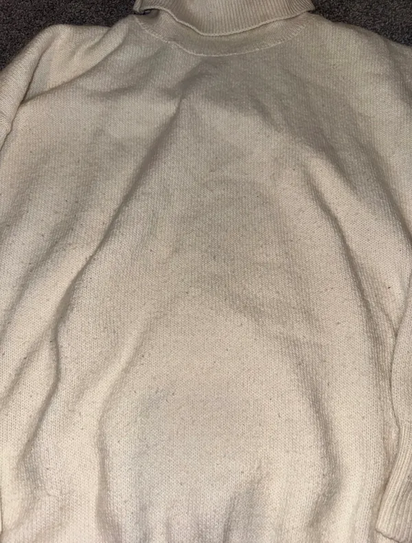 H&M Creme Turtleneck Sweater - Image 2