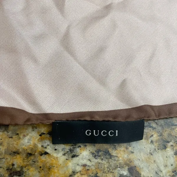 Gucci Silk Gucci Link Scarf - Image 5