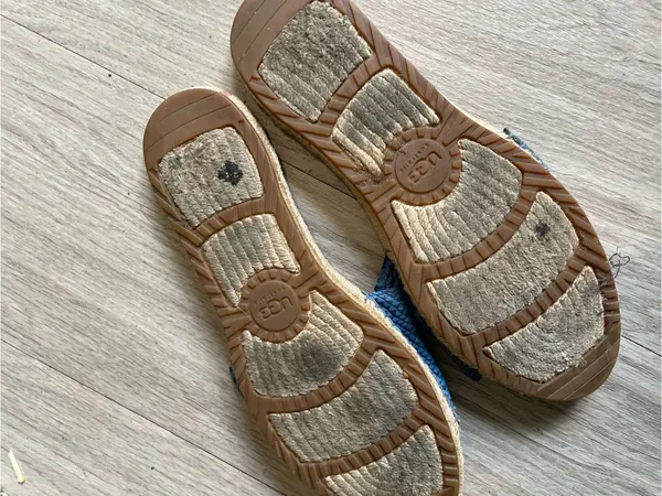 UGG Blue Textured Slide Sandals for Women - Image 2