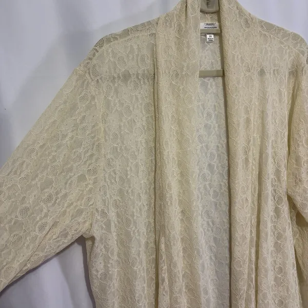 Shannon Ford New York Floral Ivory Lace Open Romantic Kimono Topper Cardigan 2X - Image 3